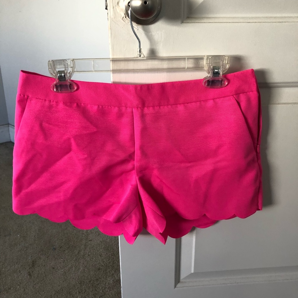 Scalloped hot pink shorts